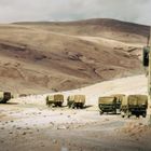 Convoi militaire dans l'État du Jammu-et-Cachemire, partie indienne du Cachemire.