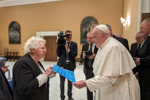 Le pape François a rencontré Roseline Hamel mercredi 6 décembre avant l’audience générale.