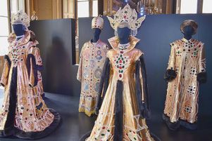 Les organisateurs de l’exposition ont fouillé pendant des semaines les réserves de l’Opéra de Bordeaux.