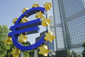 La Banque centrale européenne a décidé jeudi 14 juin d’arrêter, à la fin 2018, son vaste programme de rachats d’actifs.