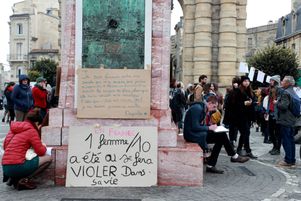 Rassemblement #Metoo organisé à Bordeaux, le 29 octobre 2017.