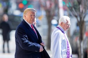 Le président américain Donald Trump le 17 mars 2019. Le poids du président fait les gros titres des médias, exemple de la violence des clichés autour du surpoids.