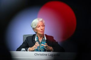 « Quand je ne saurai pas, je vous le dirai. Mais j’aurai aussi ma propre manière de parler de certains sujets », a plaisanté Christine Lagarde.