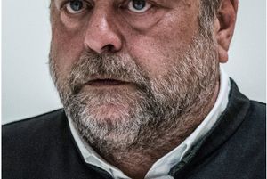 Le 6 juillet 2020, Éric Dupond-Moretti a été nommé ministre de la justice dans le gouvernement de Jean Castex.