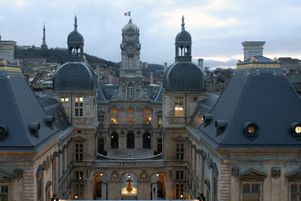 Vue sur l’hôtel de ville de Lyon 