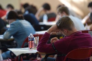 Lors de l’épreuve de philosophie du baccalauréat, à Strasbourg en juin 2019.