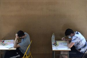 Dès l’an prochain, les moyennes trimestrielles constitueront 40 % du diplôme, au risque d’affaiblir la confiance dans la qualité de ce diplôme.