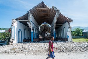 Aux Anglais, dans le département du Sud, l’église s’est effondrée alors que des fidèles étaient réunis à l’intérieur, tuant au moins sept d’entre eux.