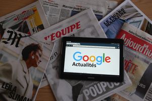 Google et la presse quotidienne se sont livré bataille jusqu’en juillet 2021, lorsque le moteur de recherche à été condamné à une amende de 500 millions d’euros.