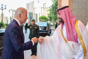 « En Arabie saoudite, sa rencontre avec Mohammed Ben Salmane est incompréhensible quand on connaît les accusations portées par la CIA à propos de la responsabilité du Saoudien dans la mort de Jamal Khashoggi, en octobre 2018. »