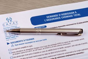 La durée d’indemnisation des demandeurs d'emploi ouvrant des droits à partir du 1er février sera réduite de 25% avec un plancher minimal de 6 mois.