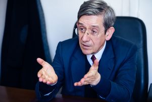 Charles de Courson, député du groupe parlementaire Liot, le 27 mars 2023 à Vitry-le-François (Marne).