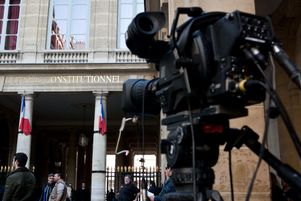 Le Conseil constitutionnel doit rendre, mercredi 3 mai 2023, son avis sur une deuxième demande de référendum d’initiative partagée (RIP) conçernant l’âge légal de départ à la retraite.