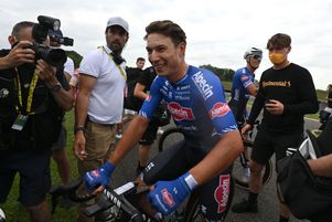 Le coureur Belge Jasper Philipsen a remporté mardi 4 juillet sa deuxième victoire en deux jours dans le Tour de France, en s’imposant au sprint lors de la quatrième étape sur le circuit automobile de Nogaro.
