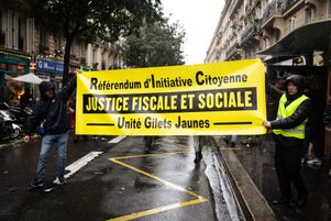 Manifestation de gilets jaunes à l’occasion du cinquième anniversaire du mouvement, à Paris, le 18 novembre 2023.