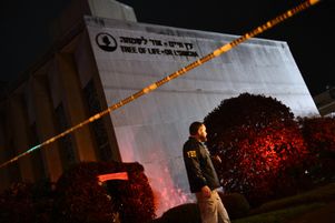 La synagogue Tree of Life après la fusillade qui a fait 11 morts, à Pittsburgh, le 27 octobre 2018.