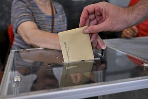 Selon un sondage Ifop pour La Croix, 42% des catholiques pratiquants ont voté pour des listes situées à l’extrême droite lors du scrutin européen, dimanche 9 juin. (Photo d’illustration)