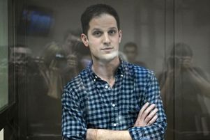 Des médias américains ont rapporté jeudi 1er août 2024 qu’un échange de prisonniers entre la Russie et l’Occident, incluant le journaliste américain Evan Gershkovich, serait en cours.