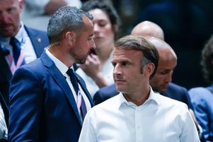 Le président français Emmanuel Macron lors du match de la finale de basket-ball féminin à l’Arena Bercy, le 11 août.