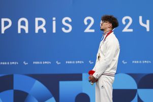 Le paracycliste Alexandre Léauté qui avait gagné sur la piste vendredi a remporté mercredi 4 septembre une nouvelle médaille d’or à l’épreuve du contre-la-montre.