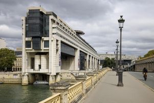 La construction du budget 2025 est compliquée par le déficit budgétaire, l’absence d’une majorité à l’Assemblée nationale et les règles de Bruxelles.