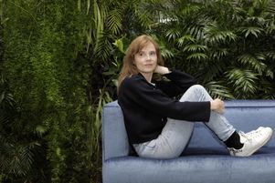 Isabelle Carré est de retour sur scène à Paris, à partir du 25 septembre, avec la pièce « La Serva amorosa », de Carlo Goldoni. 