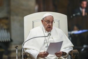 Le pape François a adressé une lettre aux catholiques du Moyen-Orient, lundi 7 octobre, à l’occasion de l’anniversaire de l’attaque perpétrée par le Hamas en Israël.