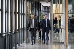 Le ministre de l’économie et des finances, Antoine Armand (à gauche), et le ministre du budget, Laurent Saint-Martin (à droite), au ministère de l’économie et des finances, à Paris, le 10 octobre 2024.