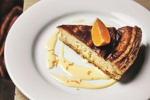 La tarte au riz au lait et clémentines corses, de Thomas Brachet du restaurant Les Arlots à Paris