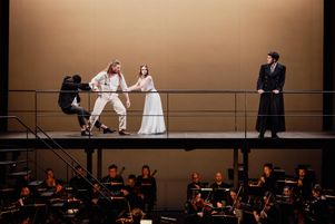 L’interaction de l’orchestre avec les protagonistes du Don Giovanni de Mozart confère fluidité, urgence et magie à la représentation. 
