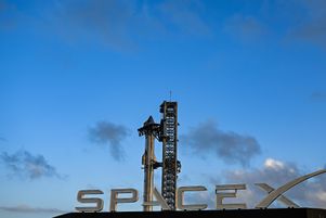 La présidente mexicaine Claudia Sheinbaum a menacé mercredi 25 juin de poursuivre SpaceX pour pollution et débris issus de ses lancements de fusées aux États-Unis.