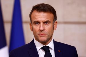 Emmanuel Macron entame lundi 2 décembre une visite de trois jours en Arabie saoudite. Sa troisième depuis 2017.