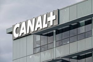 Le siège de Canal+ à Boulogne-Billancourt. La chaîne a annoncé son retrait de la TNT payante à partir de juin 2025.