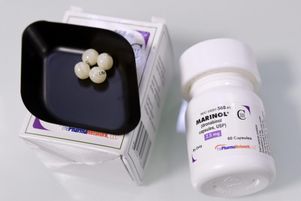 Cette autorisation est un soulagement de courte durée pour les 1 800 patients qui bénéficient actuellement de ces traitements alternatifs.