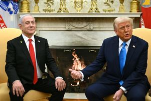 Le président américain Donald Trump reçoit le premier ministre israélien Benyamin Netanyahou à la Maison-Blanche, mardi 4 février 2024.