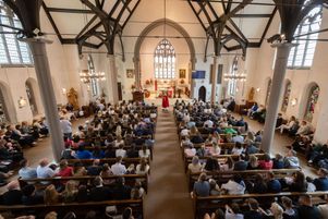 Une messe dans la paroisse d’Ealing, à Londres, le 20 mai 2024 . Les croyants réinvestissent les lieux de culte depuis leur réouverture en 2022.
