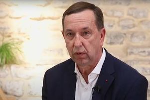 Jean Jacques Marette (ici en 2018 dans une vidéo du gouvernement) est chargé d’animer la « délégation paritaire permanente » sur les retraites.