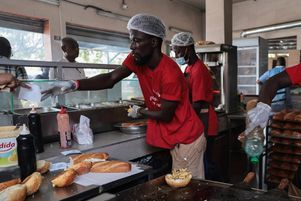 Au Sénégal, 15% de la population est en surpoids et 6% obèse, selon la dernière enquête nationale de 2015. 