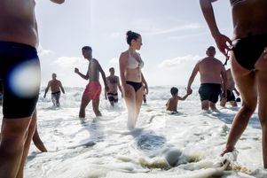 Au Vieux Boucau, dans les Landes, en 2017. À l’approche de l’été, les réseaux sociaux et les magazines peuvent être une source de pression, au risque d’entraîner des troubles de l’alimentation.