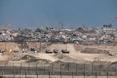 Benyamin Netanyahou a annoncé, dimanche 18 mai 2025, le lancement de l’opération « chariots de Gédéon », qui désigne l’intervention territoriale des troupes israéliennes, ici dans le nord de la bande de Gaza, le 20 mai.