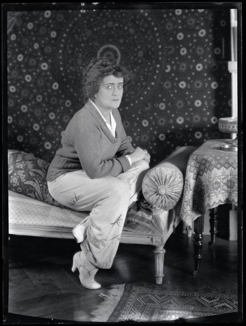 Hélène d’Oettingen, peintre moderniste russe, figure mondaine du Paris des années 1900 et protagoniste du roman de Thomas Snégaroff.